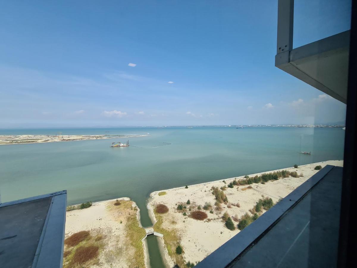 Sunrise Gurney Premium Executive City/Seafront Suite - Penang จอร์จทาวน์ ภายนอก รูปภาพ
