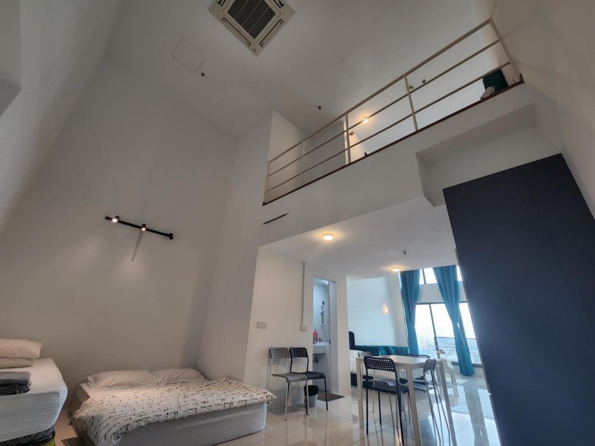 Sunrise Gurney Premium Executive City/Seafront Suite - Penang จอร์จทาวน์ ภายนอก รูปภาพ